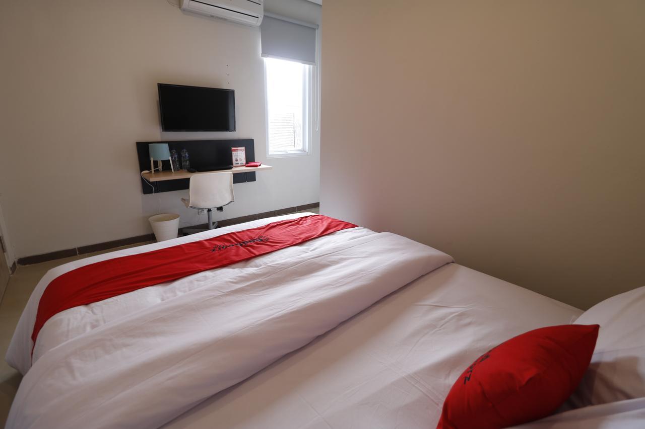 Gasthuis Reddoorz Near Mall Indah 3*